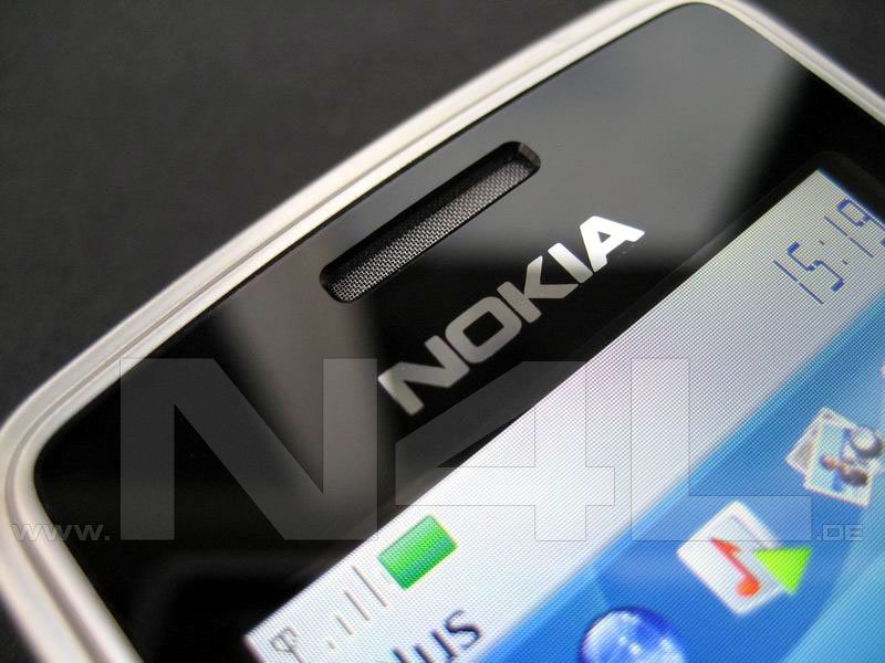 nokia630042.jpg