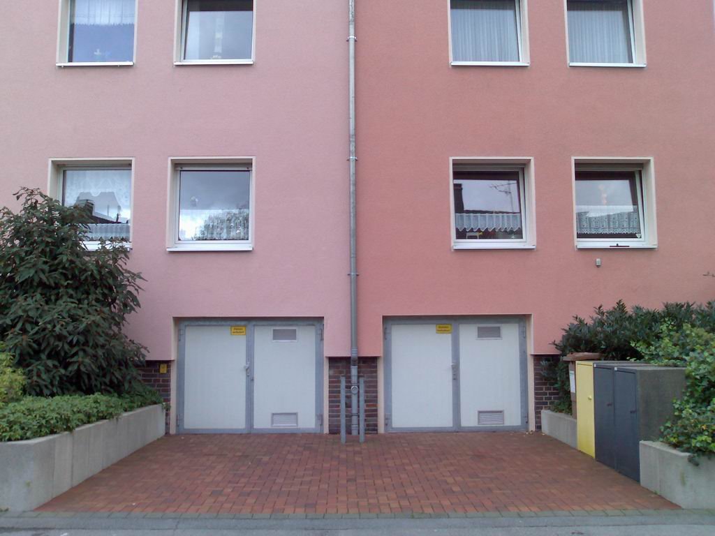 n80cam02.jpg