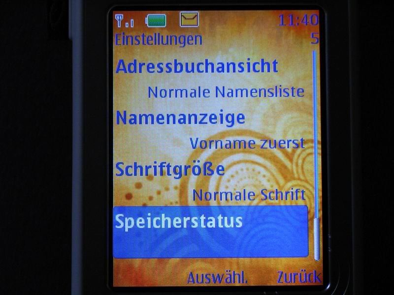 nokia7390display12.jpg
