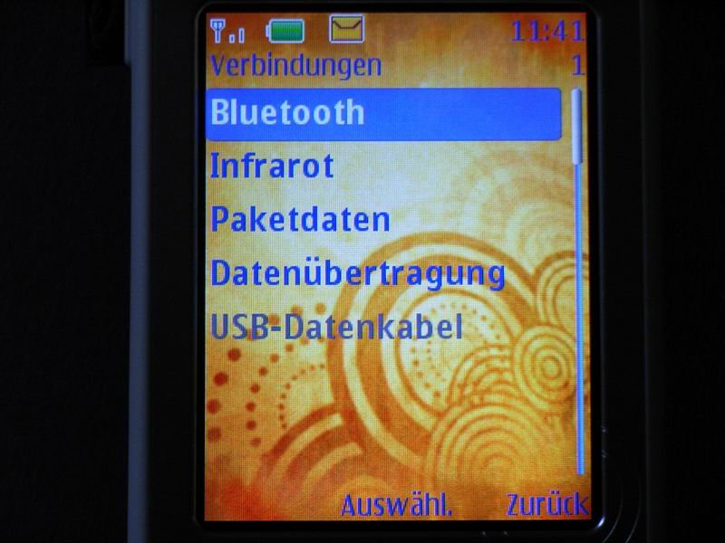 nokia7390display17.jpg