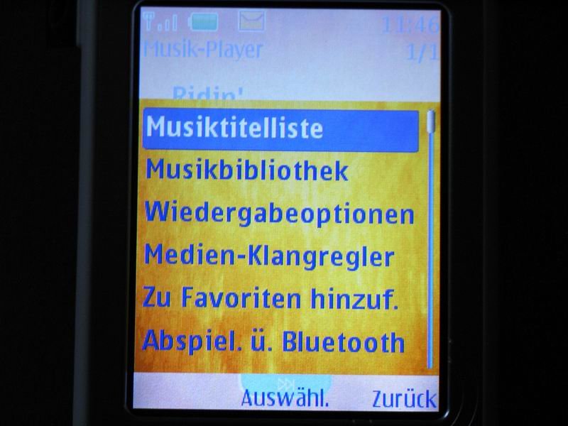 nokia7390display37.jpg