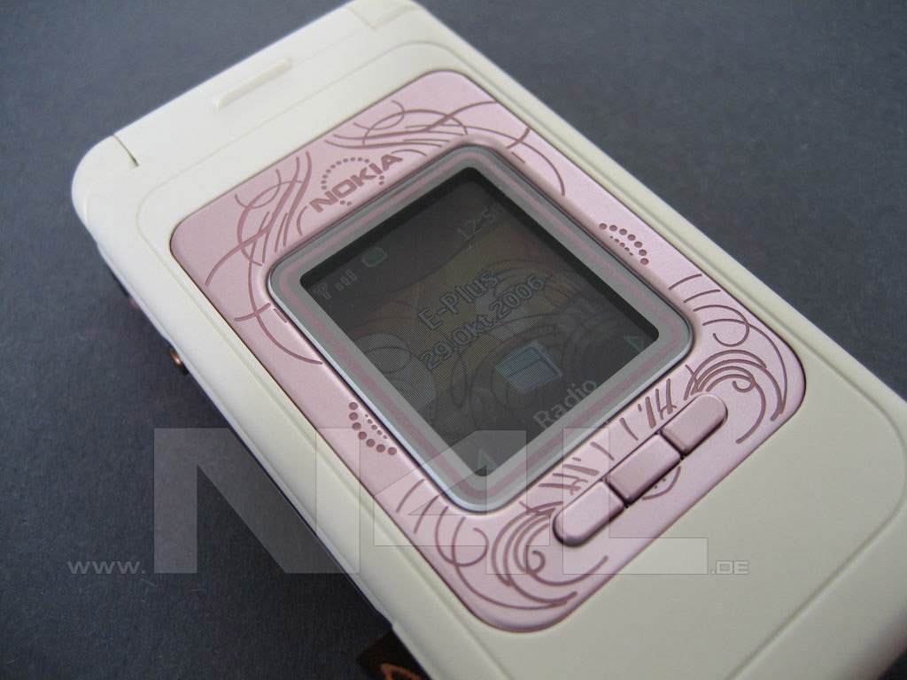 nokia739040.jpg