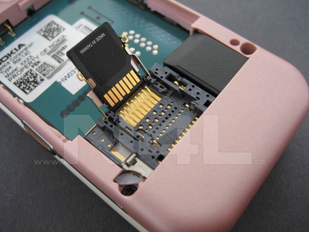 nokia739063.jpg